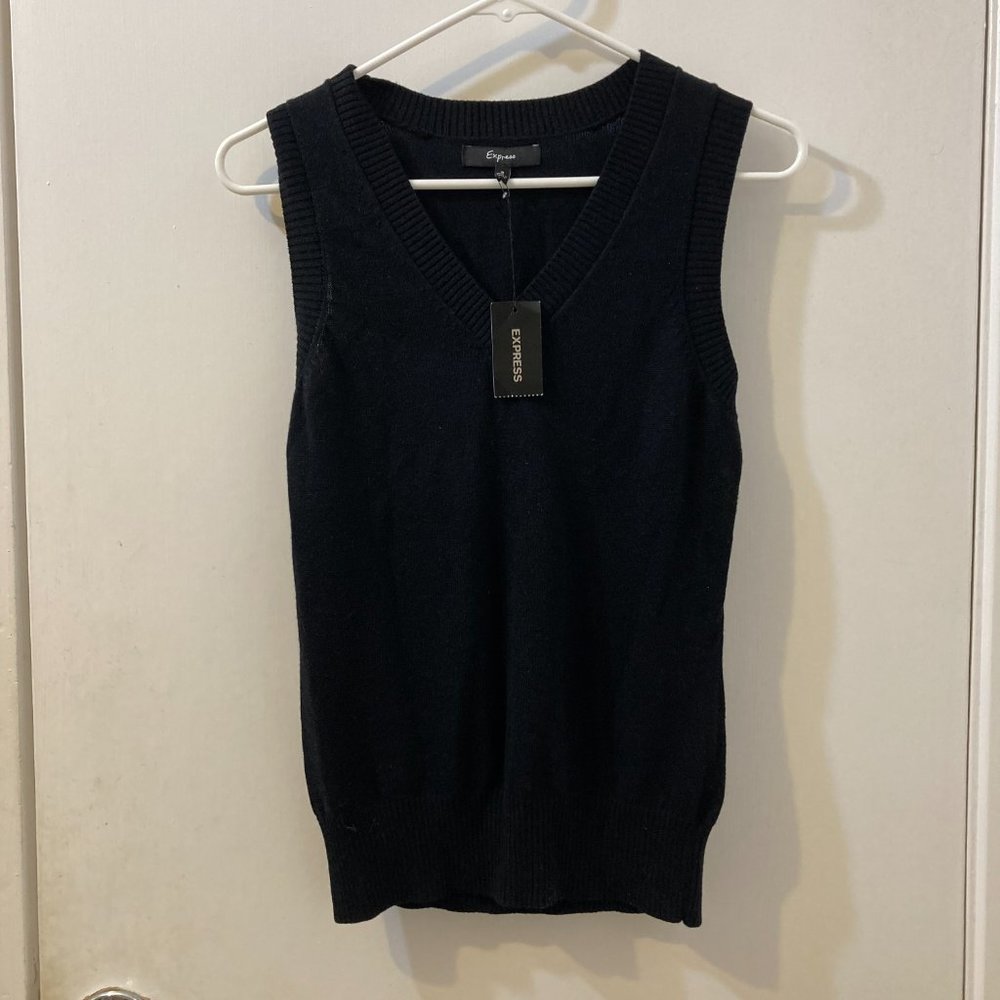 NWT Women Black Express Sweater Vest S